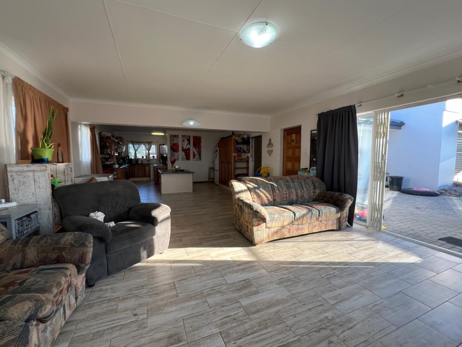 9 Bedroom Property for Sale in Jeffreys Bay Central Eastern Cape